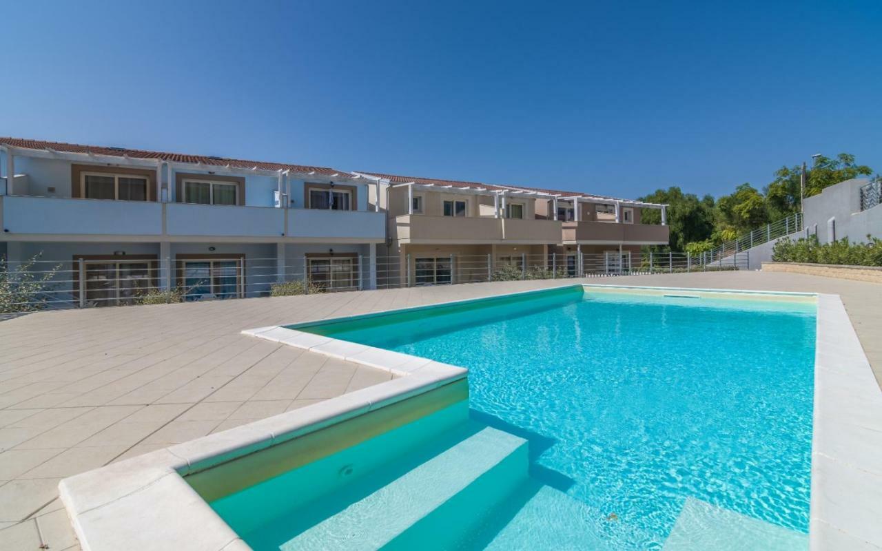 Appartamento Luigi Climatizzato Con Veranda Viddalba Exterior photo