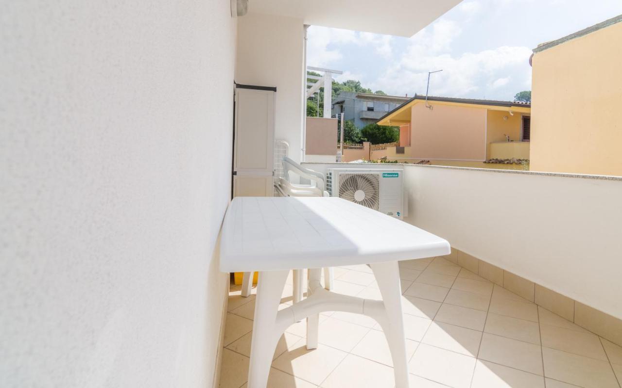 Appartamento Luigi Climatizzato Con Veranda Viddalba Exterior photo